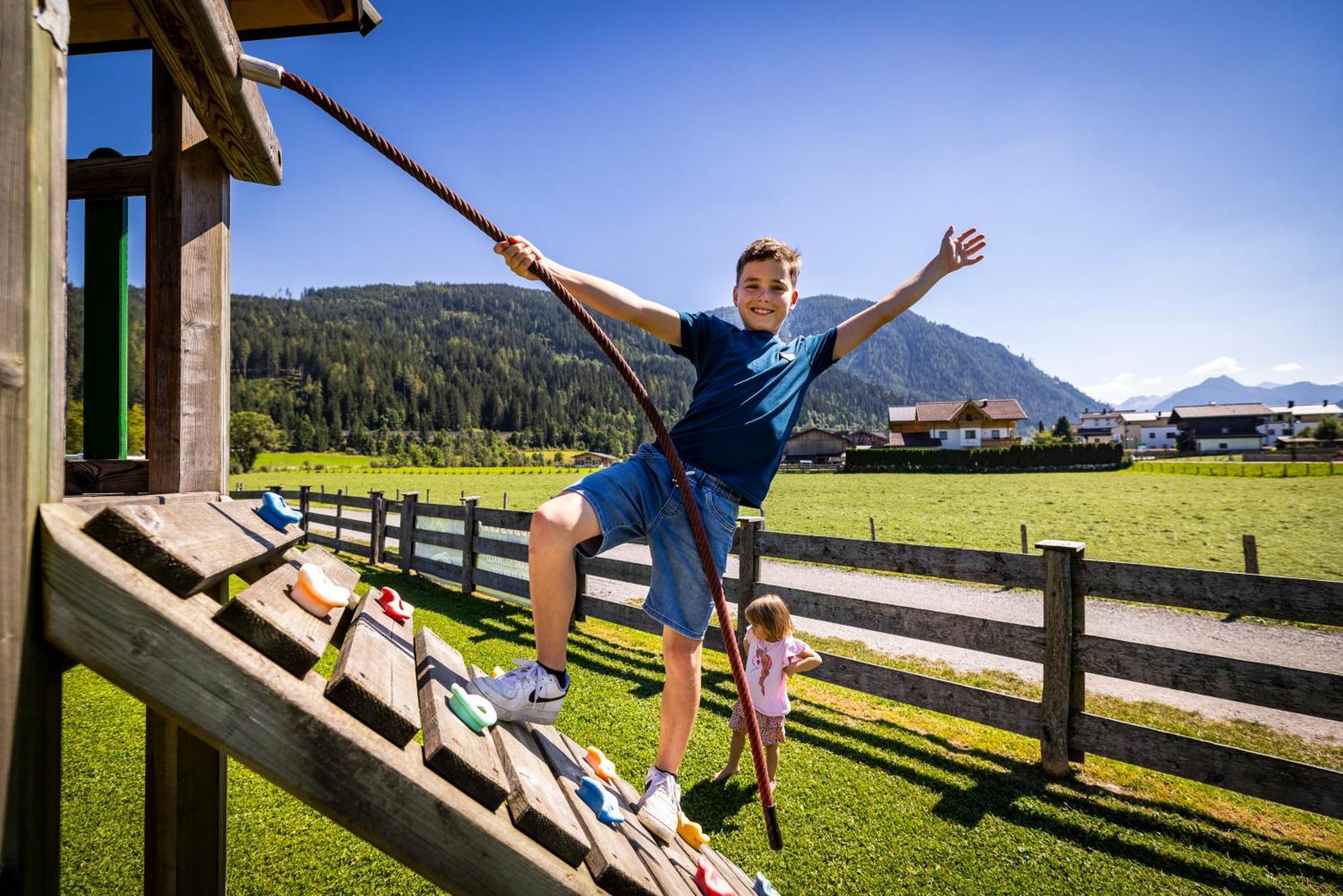 Die Bleibe Flachau Ngoại thất bức ảnh
